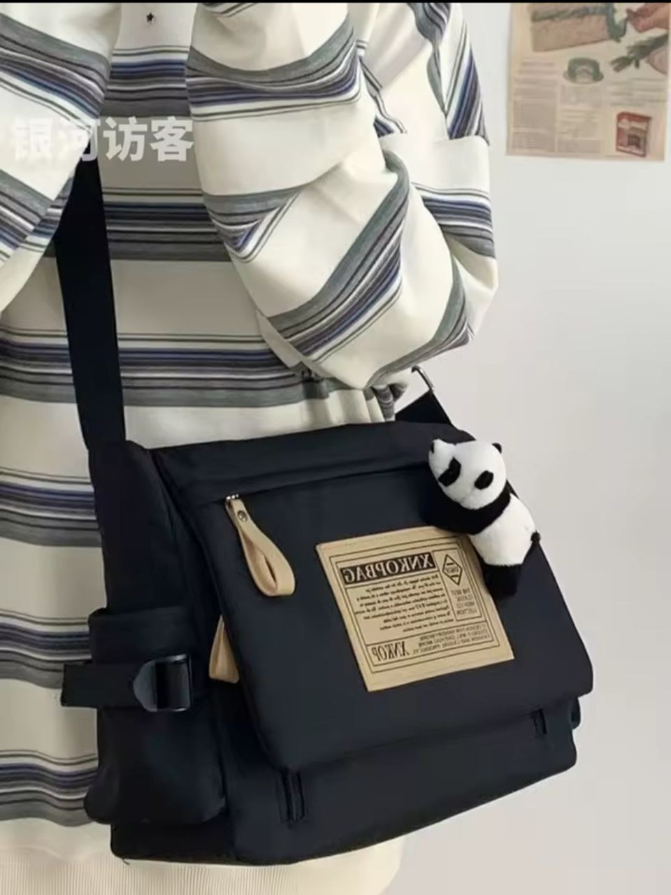 🎒 شنطة كروس فاشن unisex – أحمر / أسود