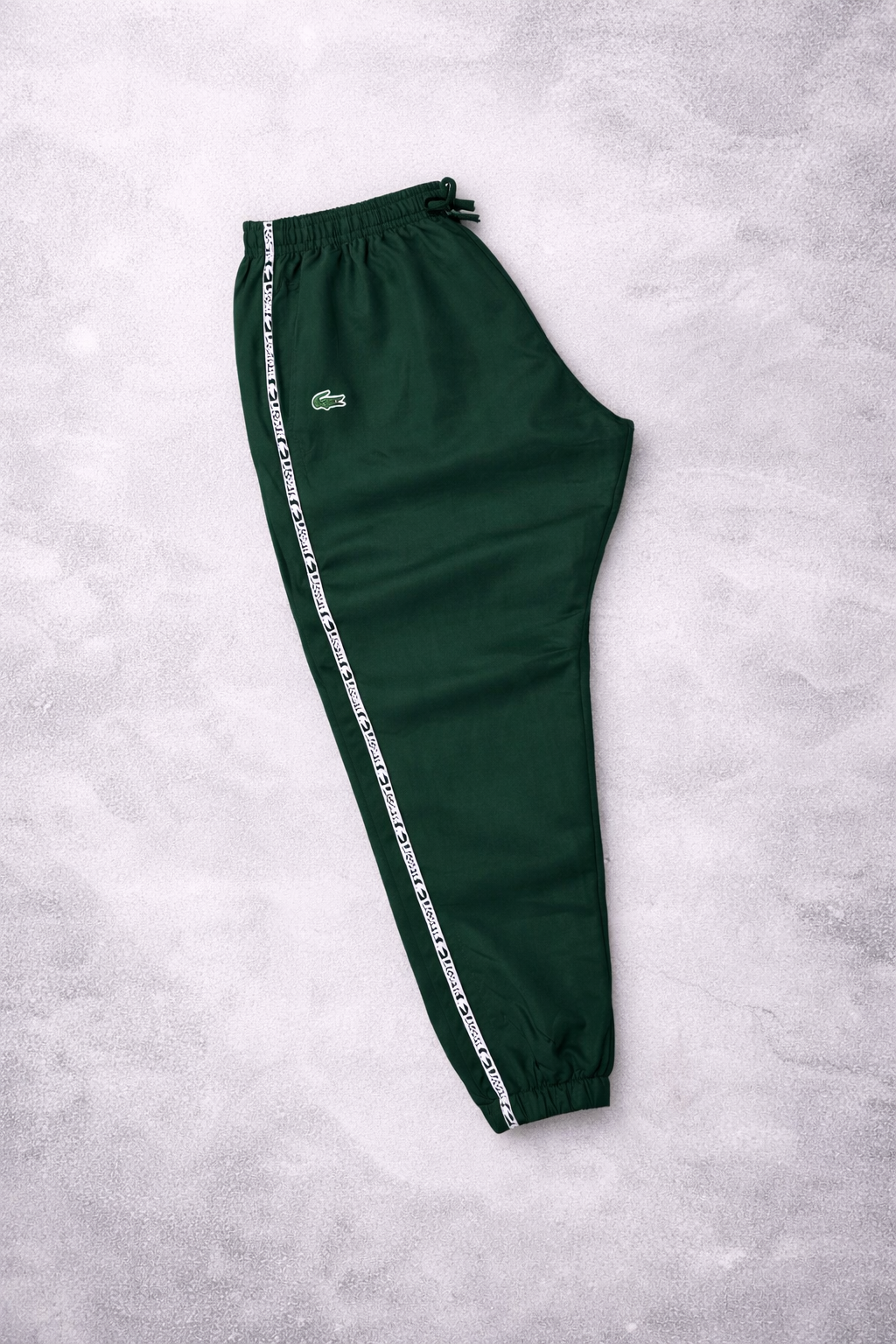 سروال لاكوست