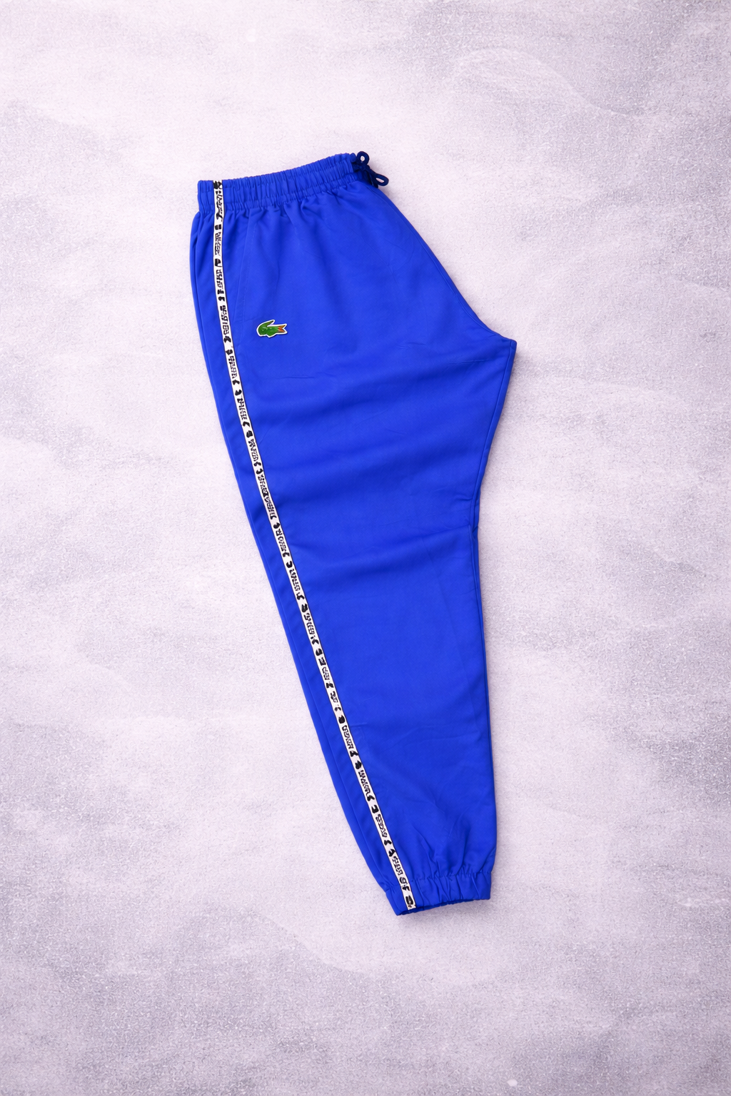 سروال لاكوست